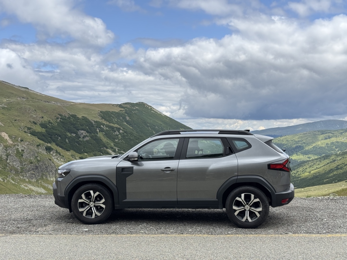 Transfăgărășan a Transalpina s Dacia Duster - 2025