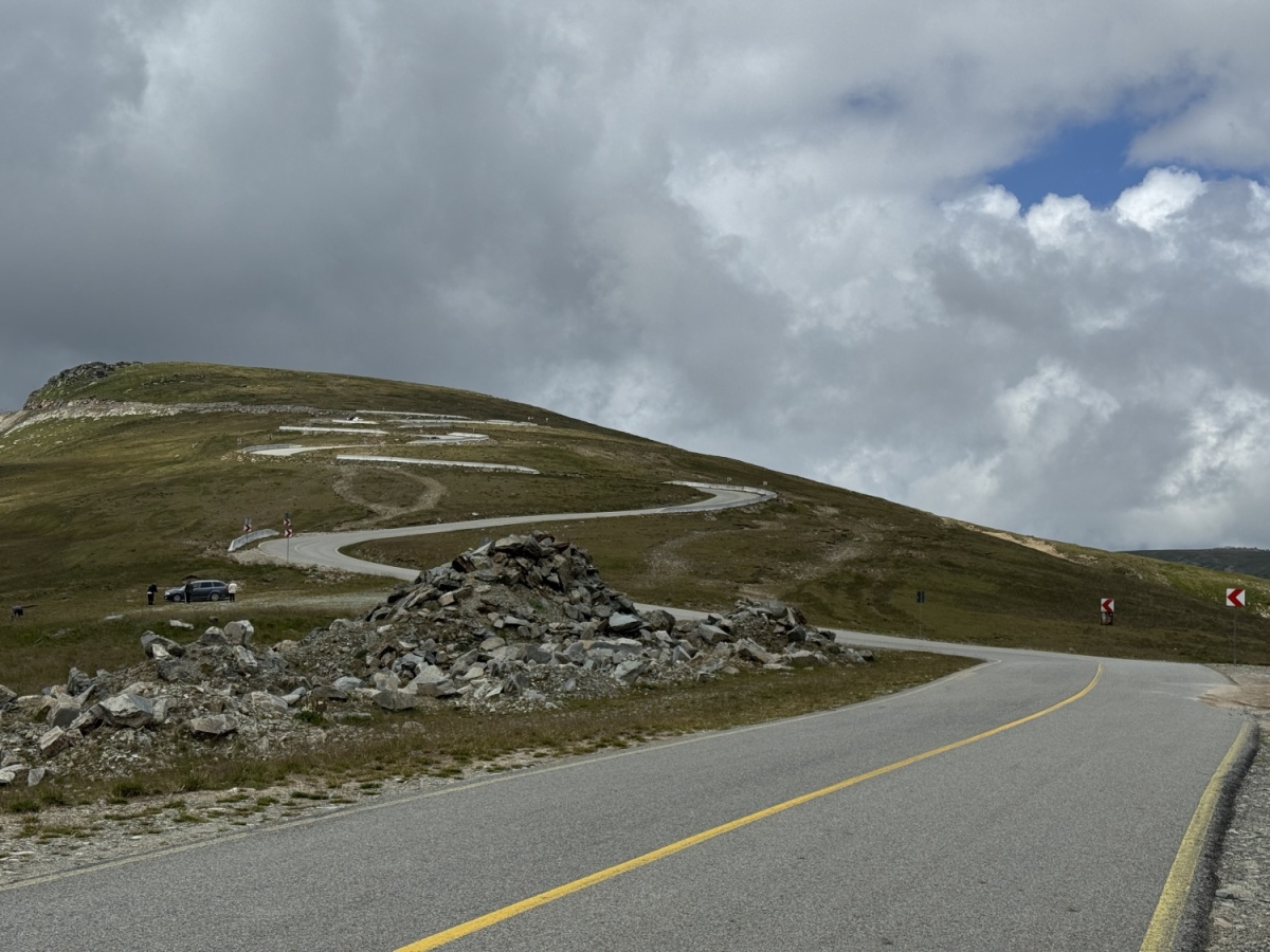 Transfăgărășan a Transalpina s Dacia Duster - 2025