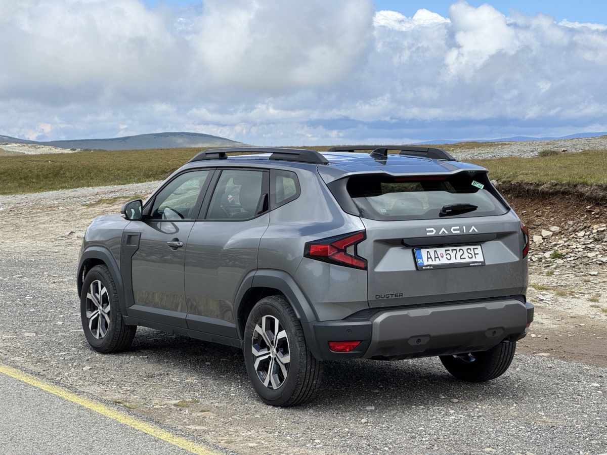 Transfăgărășan a Transalpina s Dacia Duster - 2025