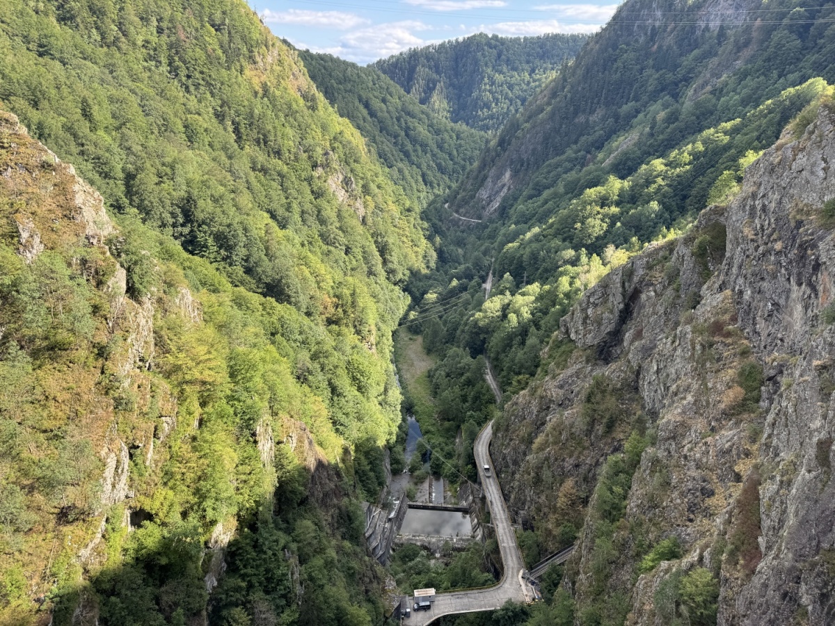 Transfăgărășan a Transalpina s Dacia Duster - 2025
