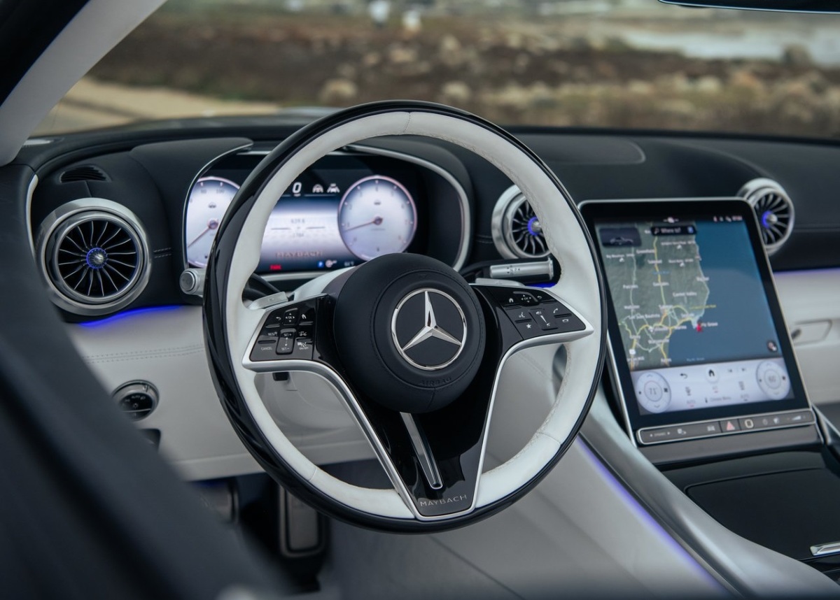 Mercedes-Benz SL Monogram Maybach 11