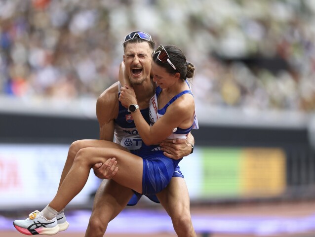 Hana Burzalová, Dominik Černý