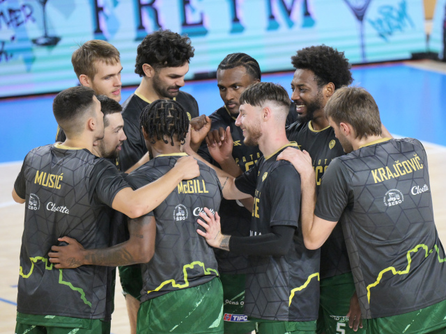 SR Basketbal TIPOS SBL 1. kolo Košice Levice KEX