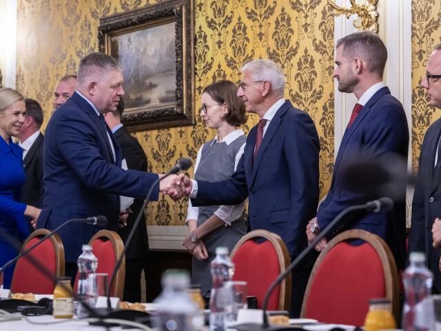 SR ÚV Fico MH Saková automobilový priemysel BAX