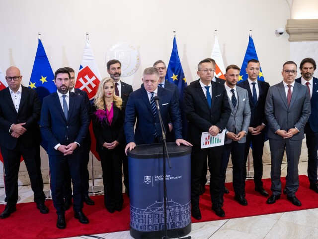 SR vláda 107.schôdza zasadnutie BAX