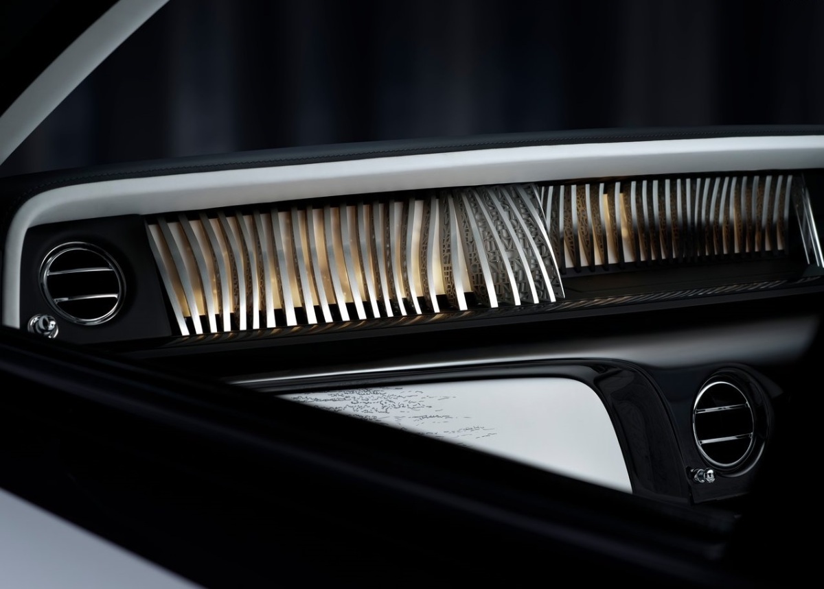 Rolls-Royce Phantom Centenary 12