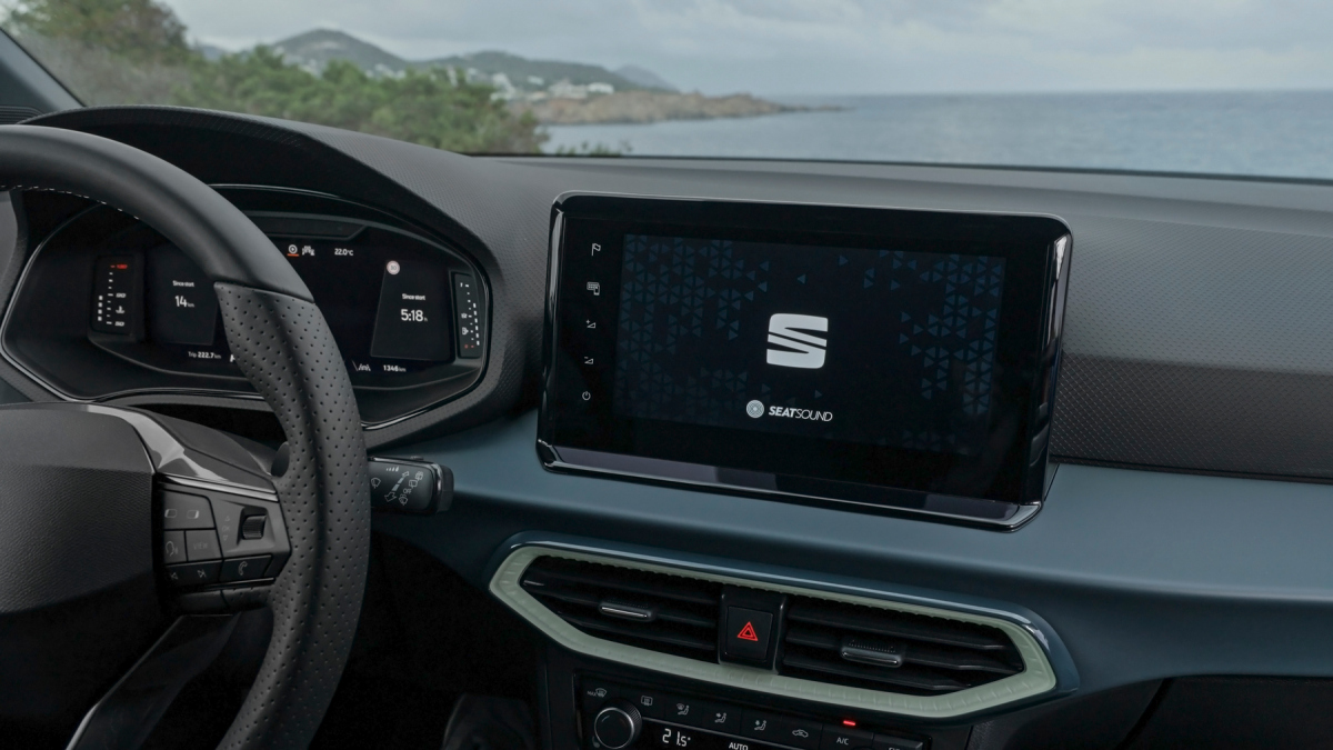 Modernizovaný Seat Arona - interiér (2025)