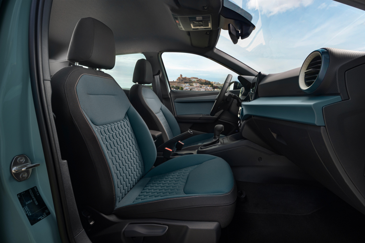 Modernizovaný Seat Arona - interiér (2025)