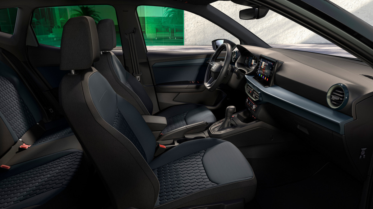 Modernizovaný Seat Arona - interiér (2025)