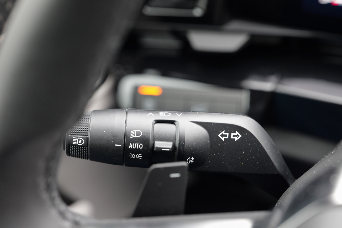 Renault Espace E-Tech Hybrid 200 - test 2025