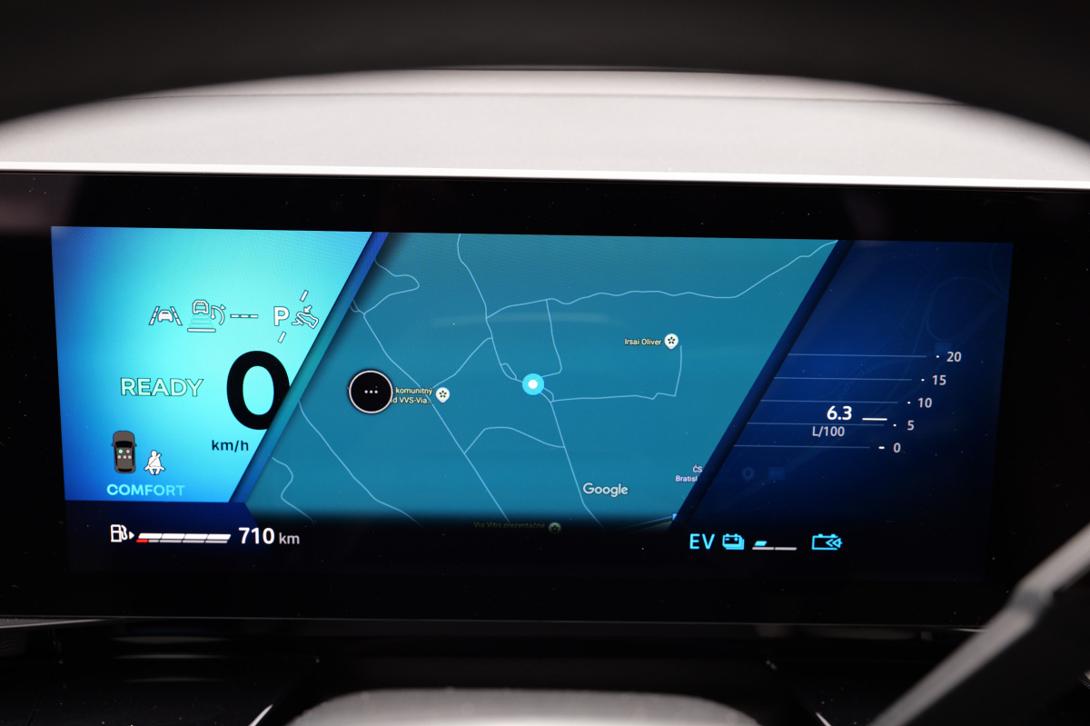 Renault Espace E-Tech Hybrid 200 - test 2025