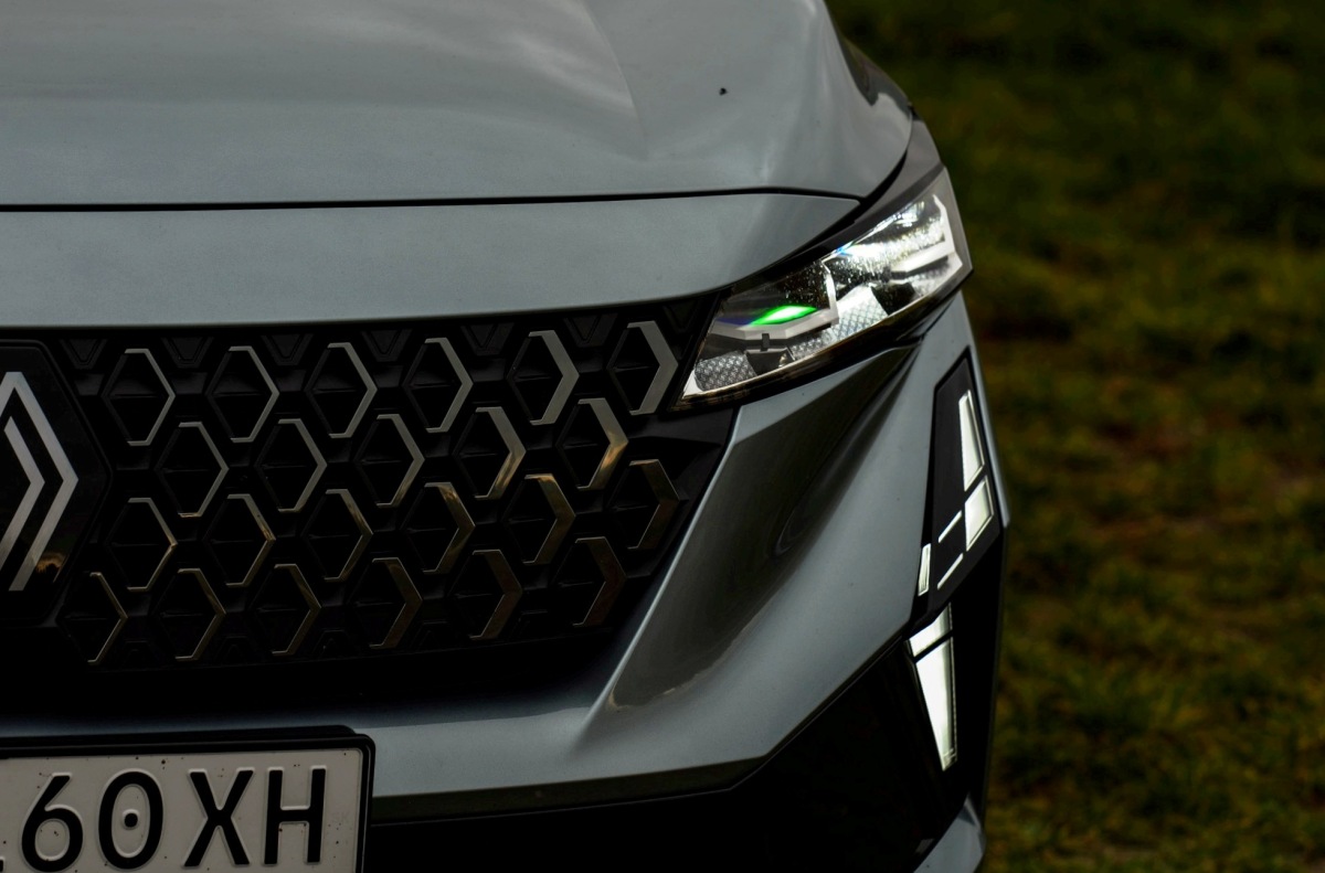 Renault Espace E-Tech Hybrid 200 - test 2025