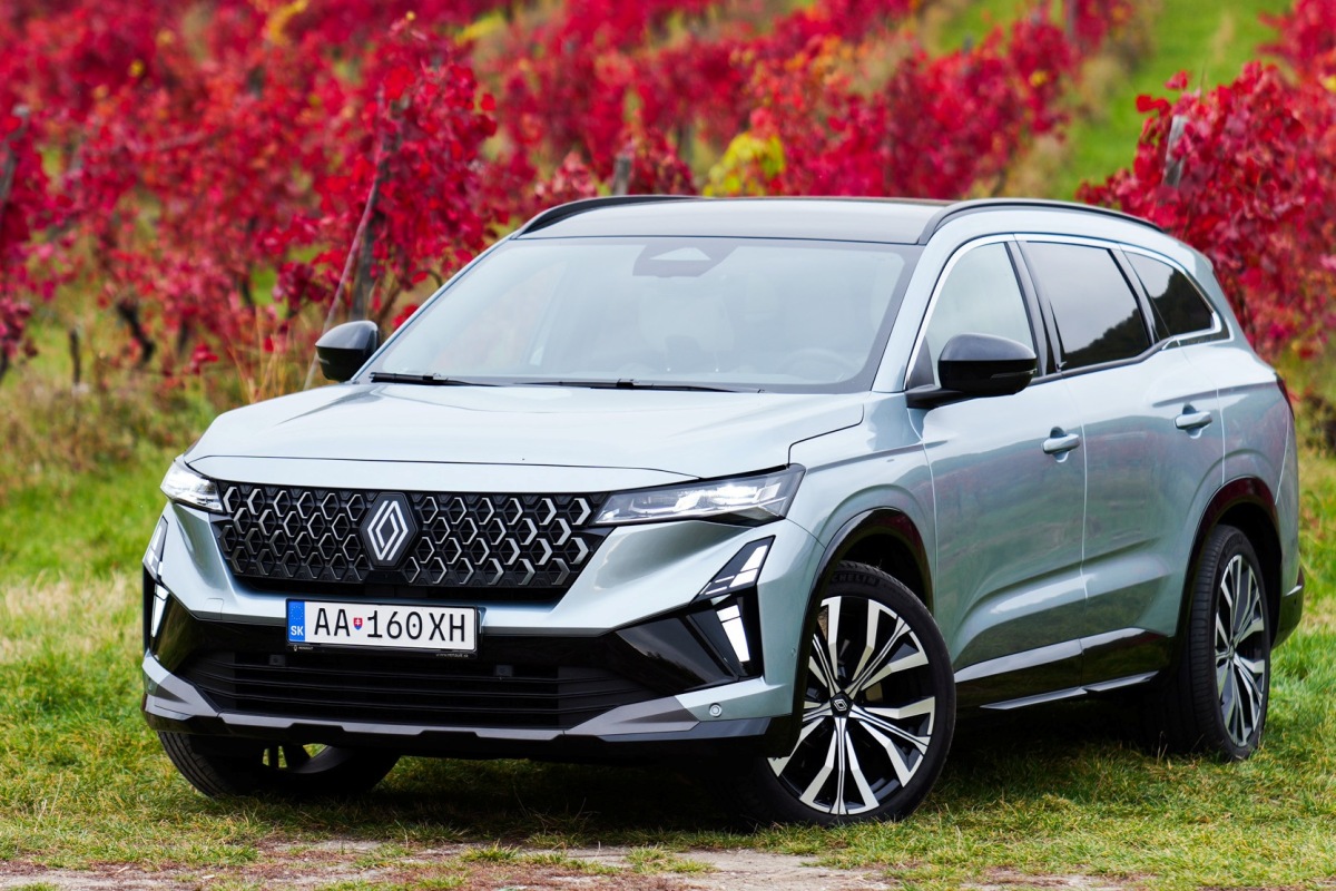 Renault Espace E-Tech Hybrid 200 - test 2025