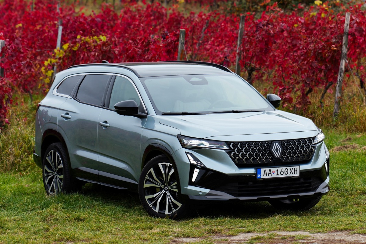 Renault Espace E-Tech Hybrid 200 - test 2025