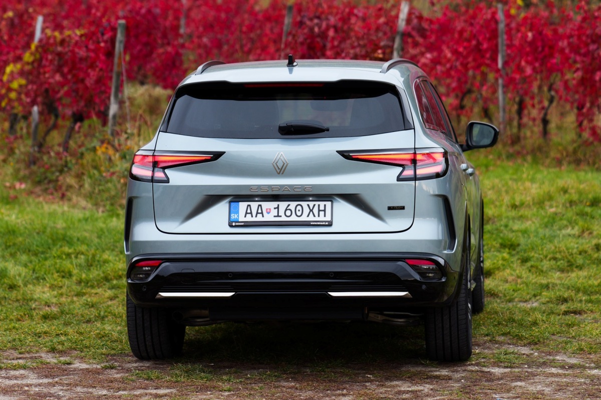 Renault Espace E-Tech Hybrid 200 - test 2025