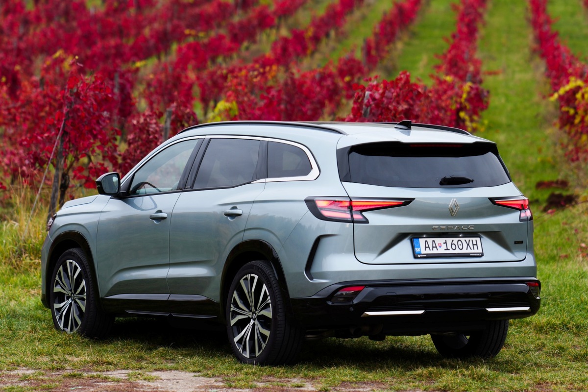 Renault Espace E-Tech Hybrid 200 - test 2025