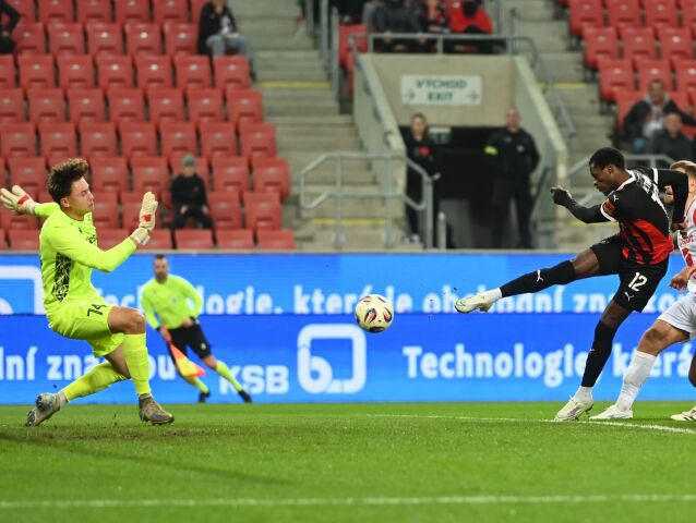 SR futbal NL 13. kolo Spartak Trnava Trenčín TTX