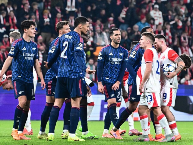 Slavia, Arsenal