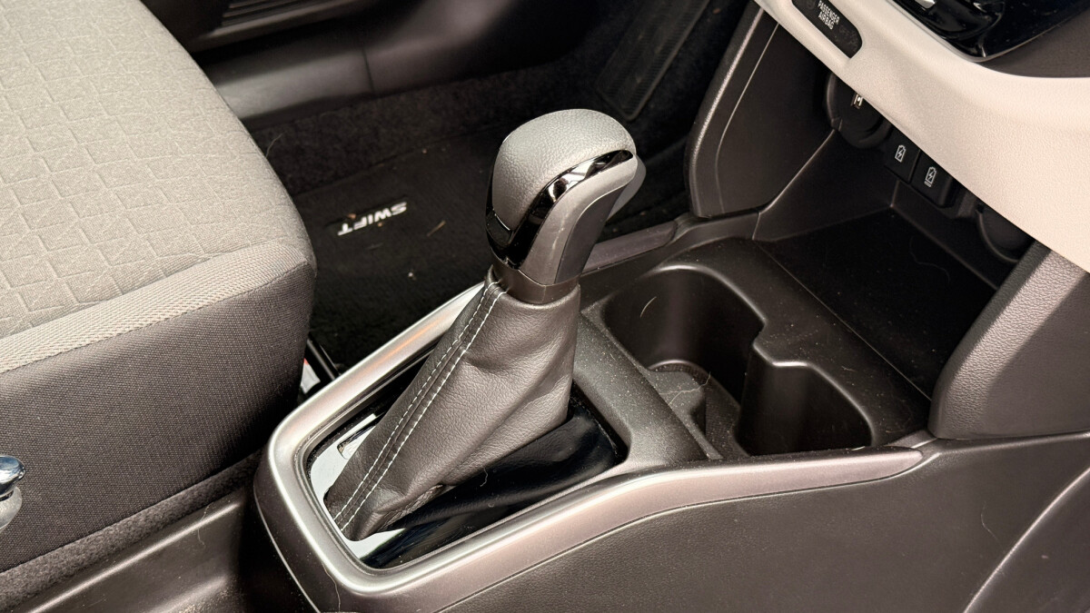 Suzuki Swift 1,2 Dualjet CVT (2025)