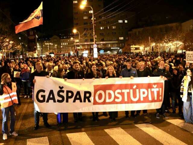 Pochod / Protest / Pavol Gašpar /