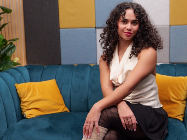 Karina Qayumová, Startalks s Ninou