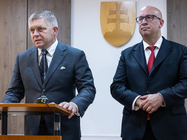 Jozef Ráž / Robert Fico /
