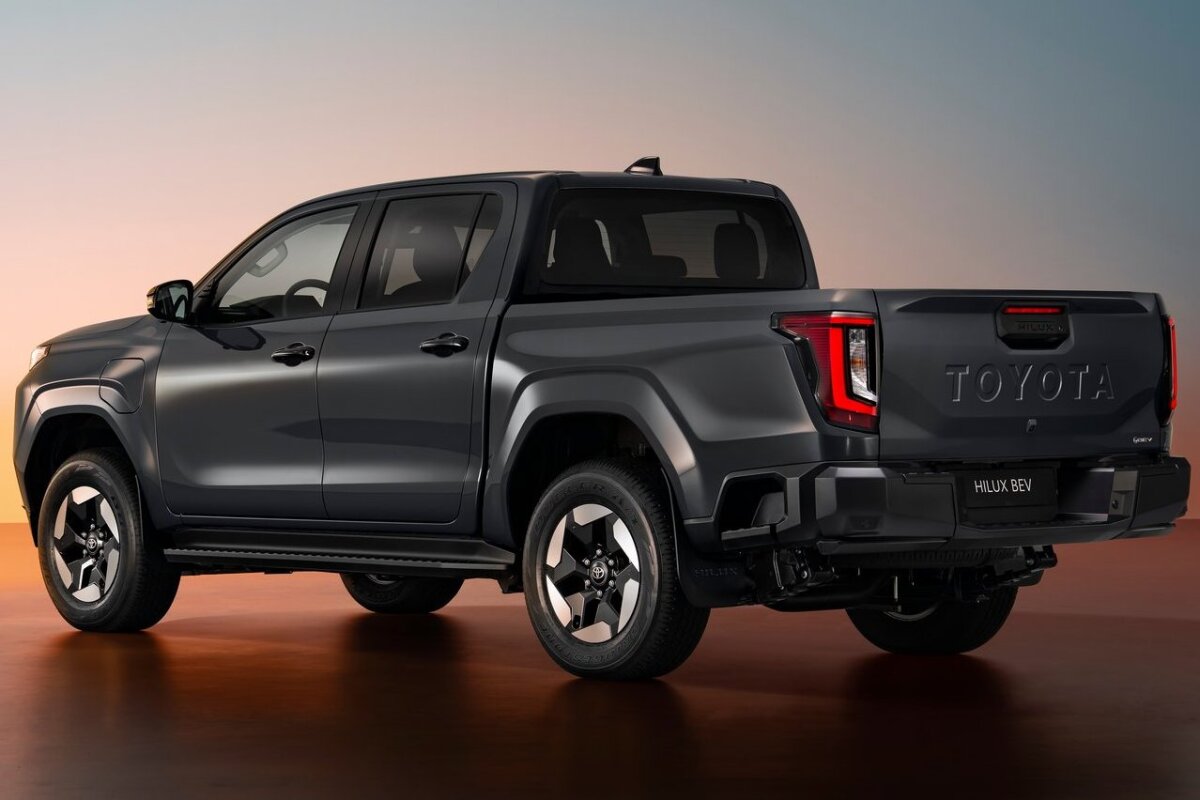 Toyota Hilux - 2026