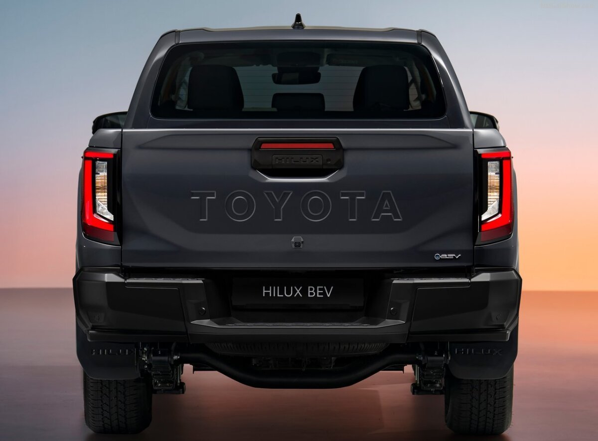 Toyota Hilux - 2026