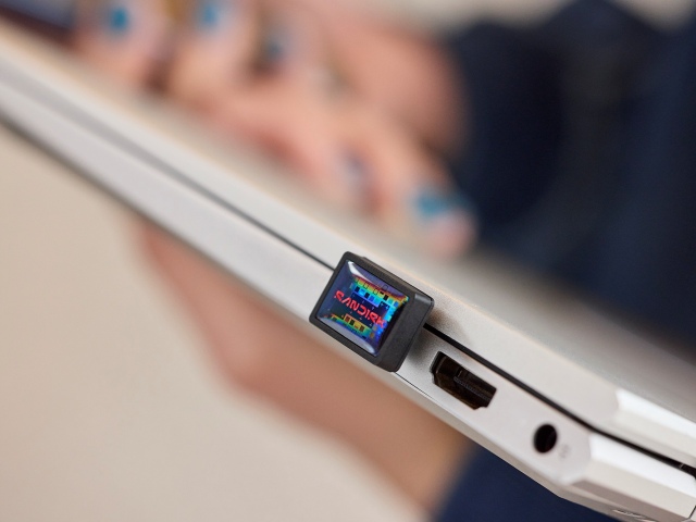 Life SNDK Extreme Fit USB-C Flash Drive 02 PO