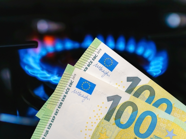 plyn, kúrenie, horák, euro, peniaze