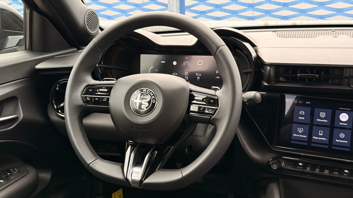 Alfa Romeo Junior (2025)