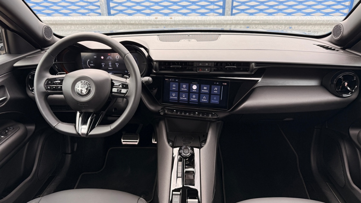 Alfa Romeo Junior (2025)