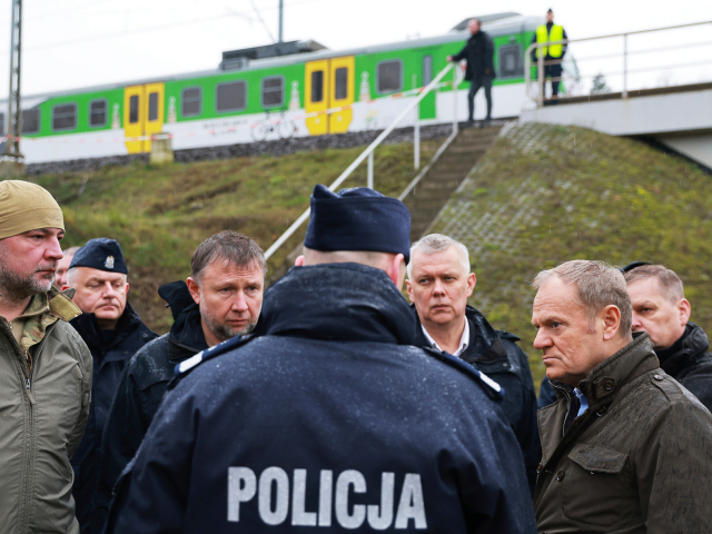 Donald Tusk deblin trať vlak sabotáž výbuch