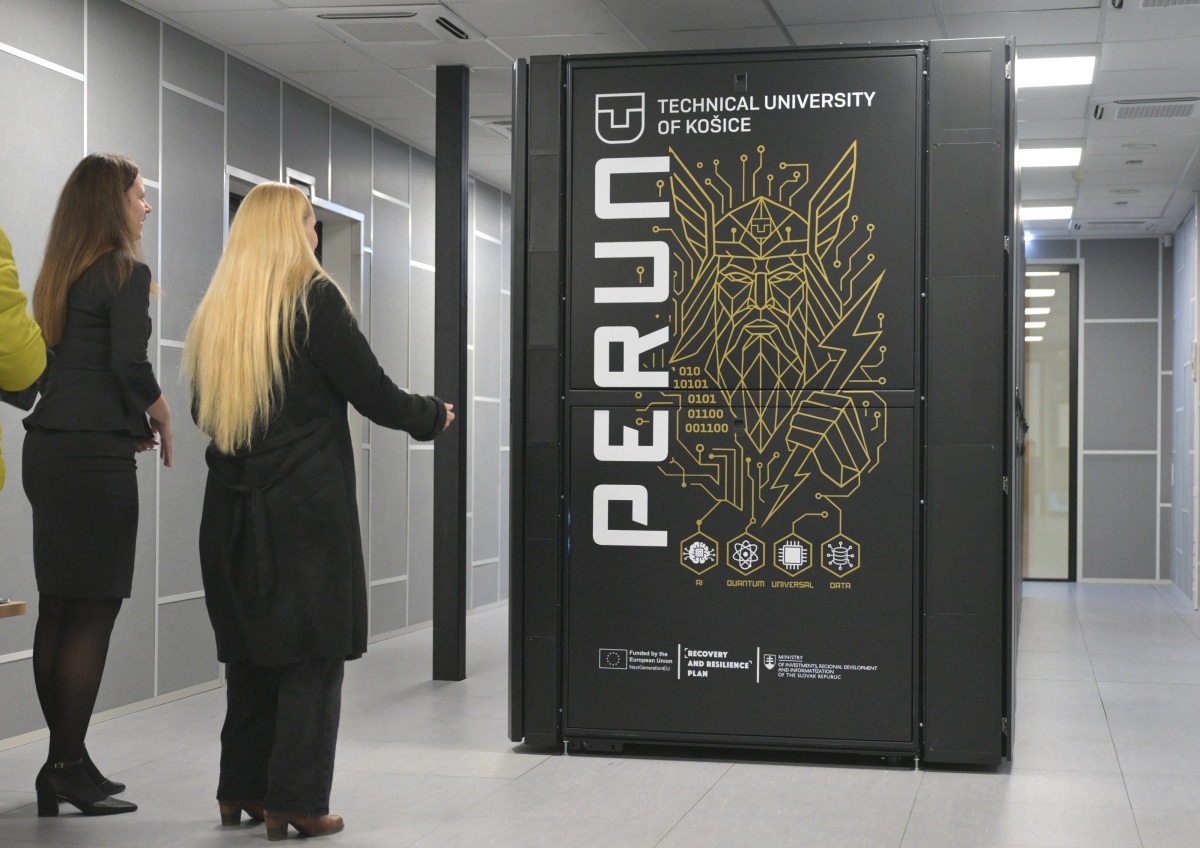 SR Košice TUKE MIRRI Perún spustenie KEX