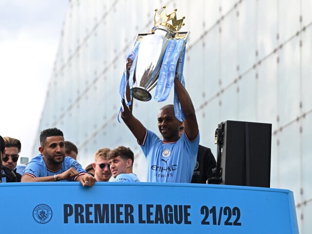 fernandinho man city