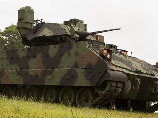 Americké bojové vozidlo pechoty Bradley A4