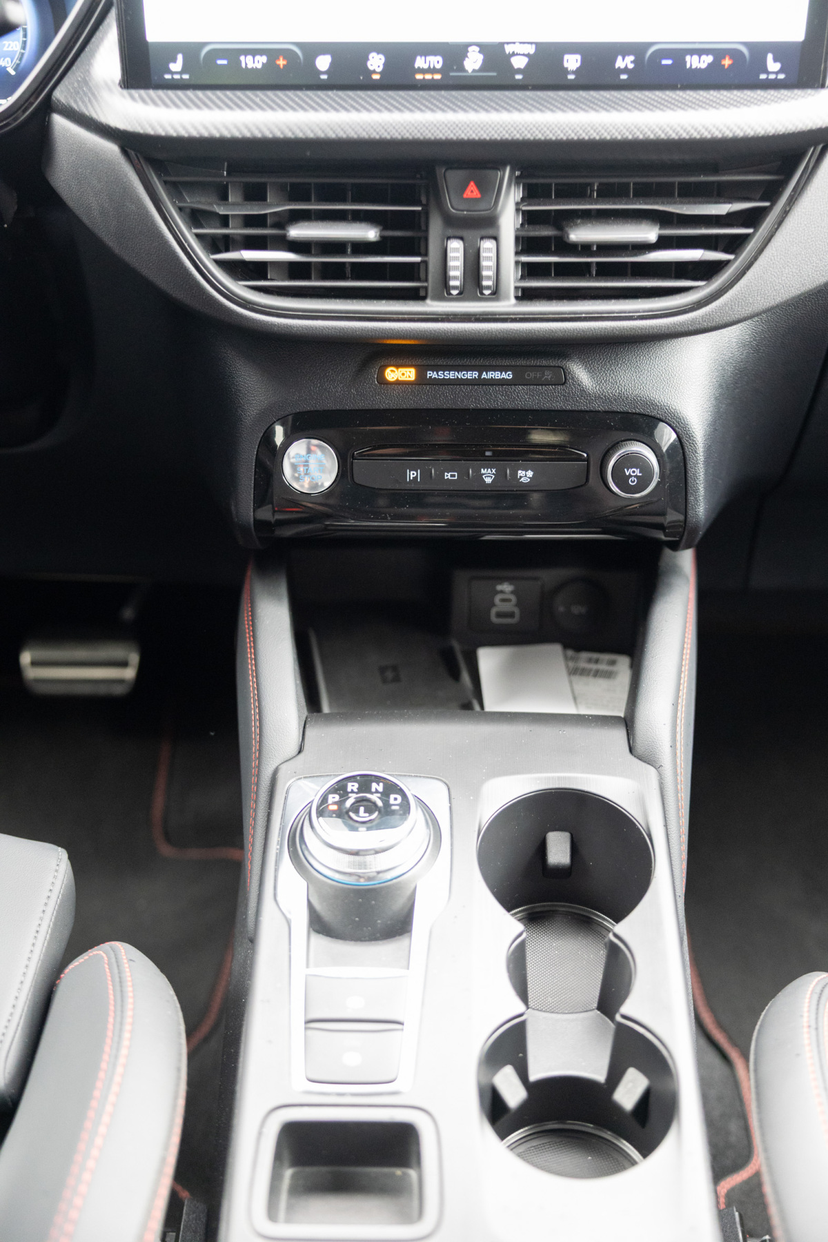 Ford Kuga PHEV - test 2025