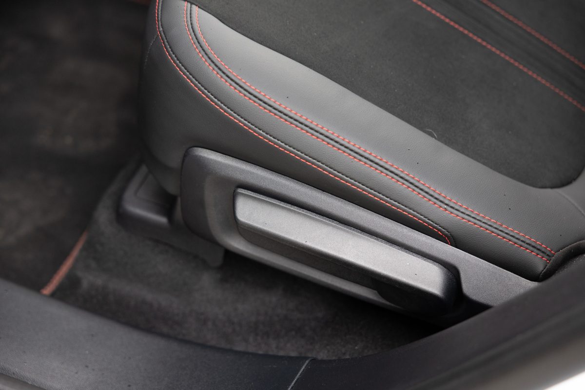 Ford Kuga PHEV - test 2025
