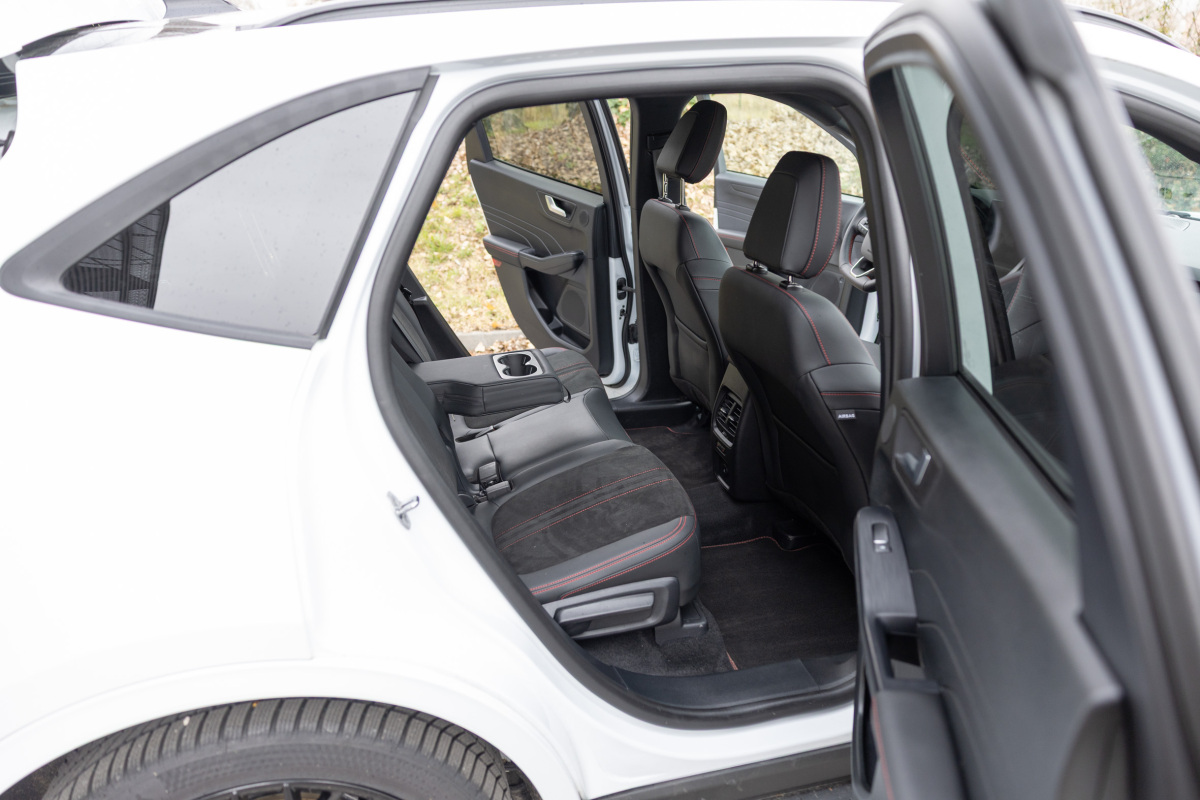 Ford Kuga PHEV - test 2025