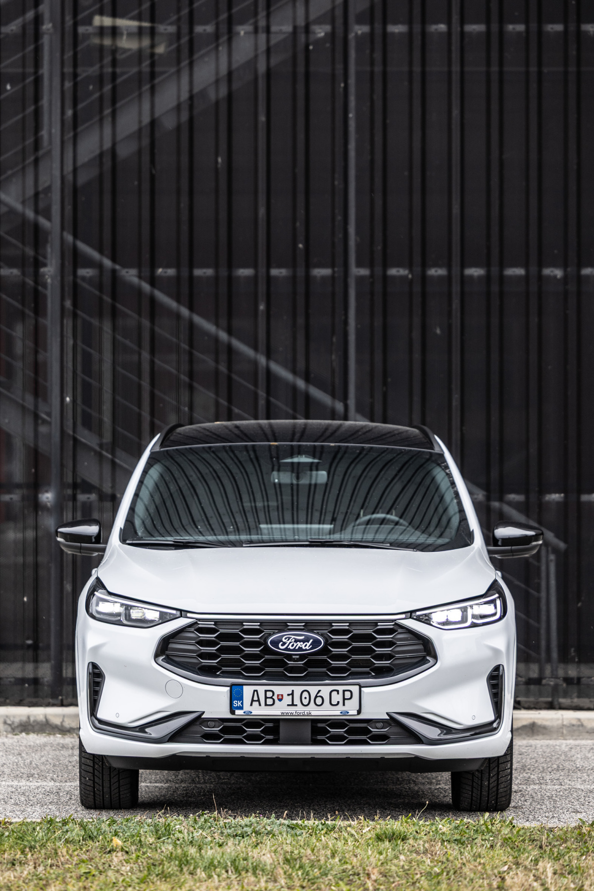 Ford Kuga PHEV - test 2025