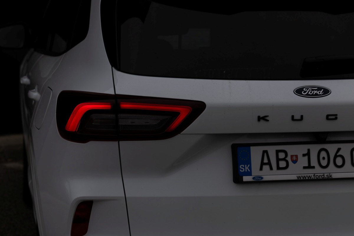 Ford Kuga PHEV - test 2025