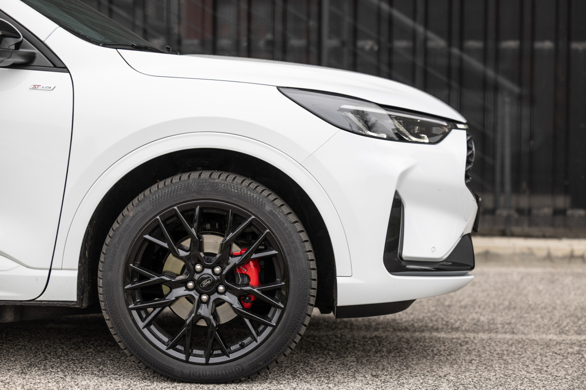 Ford Kuga PHEV - test 2025