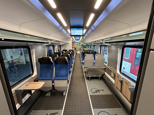 Interier 2. triedy v suprave Comfort Jet
