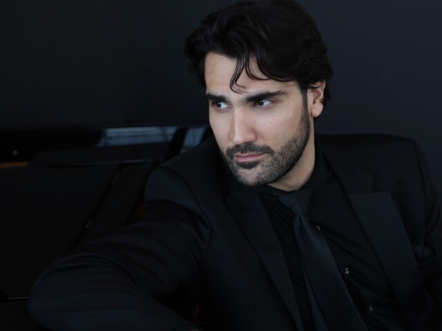 Jonathan Tetelman
