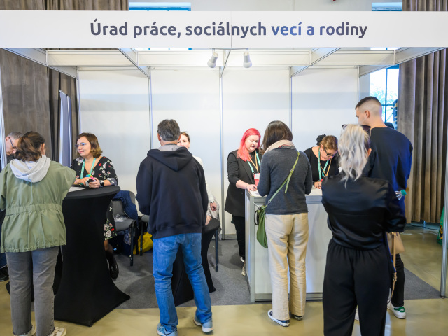 Už to nie sú stovky eur každý mesiac. Táto dávka sa vypláca inak. Prečo dostanete každý mesiac menej peňazí?