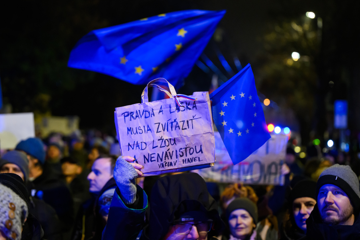 SR protest pochod ÚOO rušenie BAX
