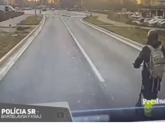 opity kolobežkár, Polícia SR
