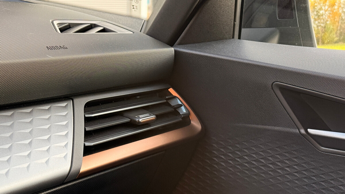 Cupra Born eBoost (2025)