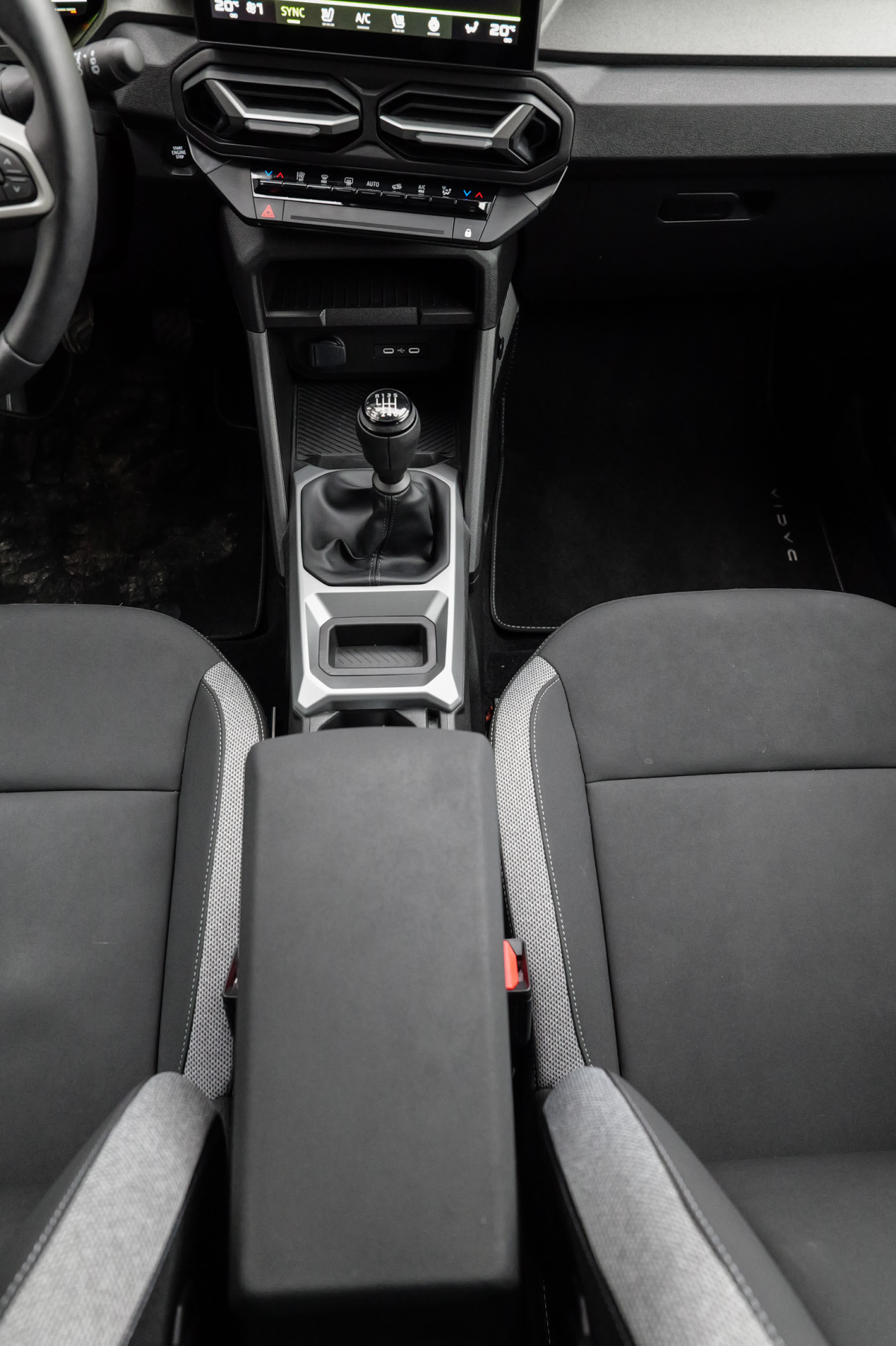 Dacia Bigster mild-hybrid G-140 - test 2025