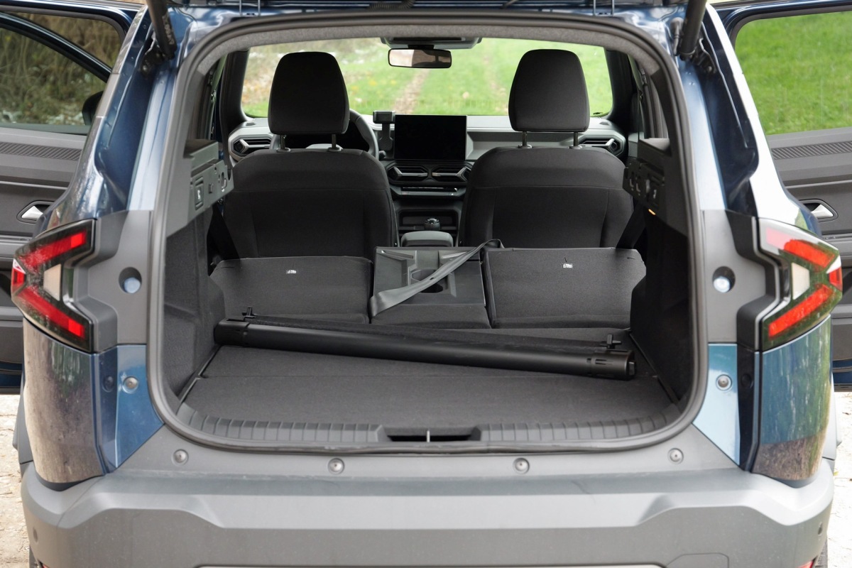 Dacia Bigster mild-hybrid G-140 - test 2025